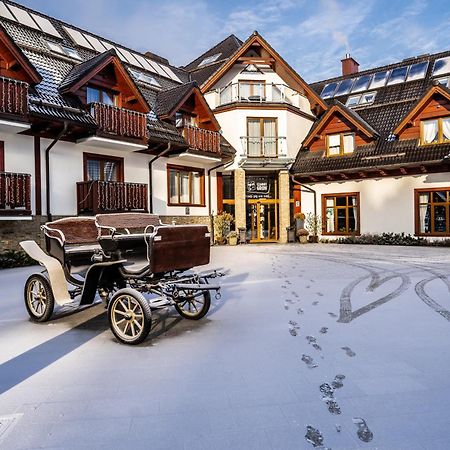 Hotel & Spa Czarny Gron Rzyki Buitenkant foto