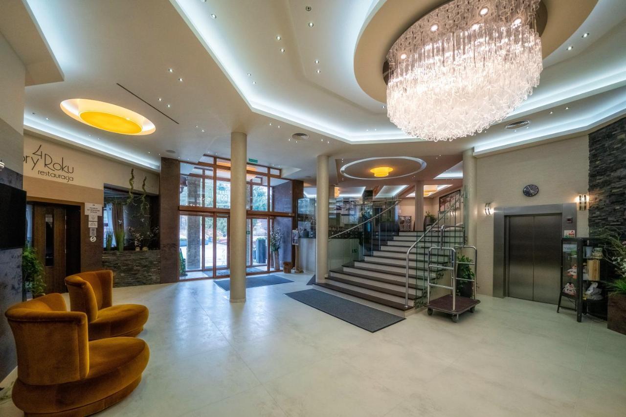 Hotel & Spa Czarny Gron Rzyki Buitenkant foto