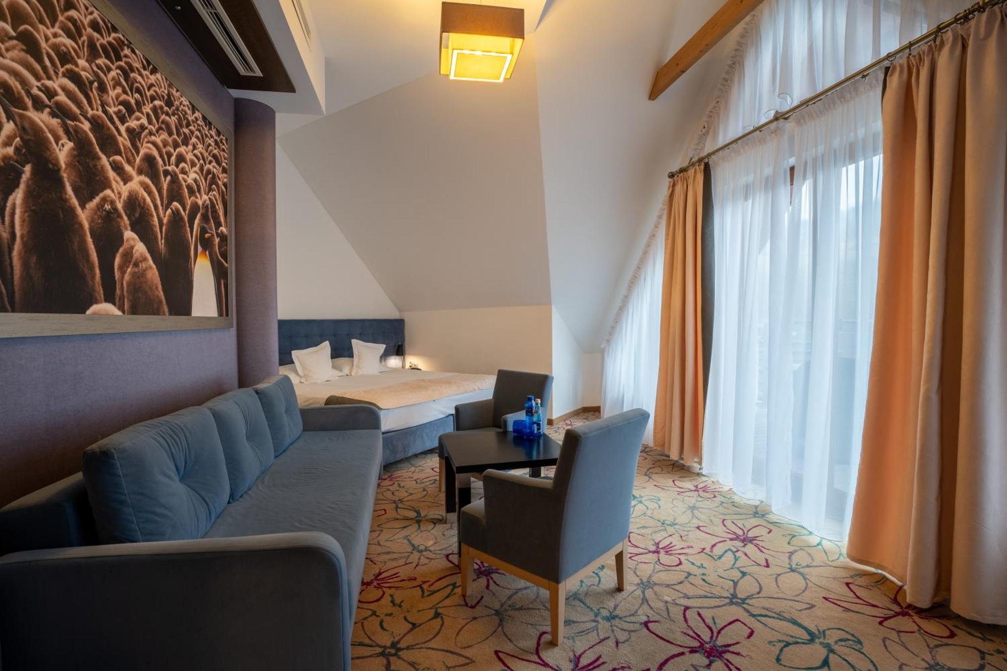 Hotel & Spa Czarny Gron Rzyki Buitenkant foto