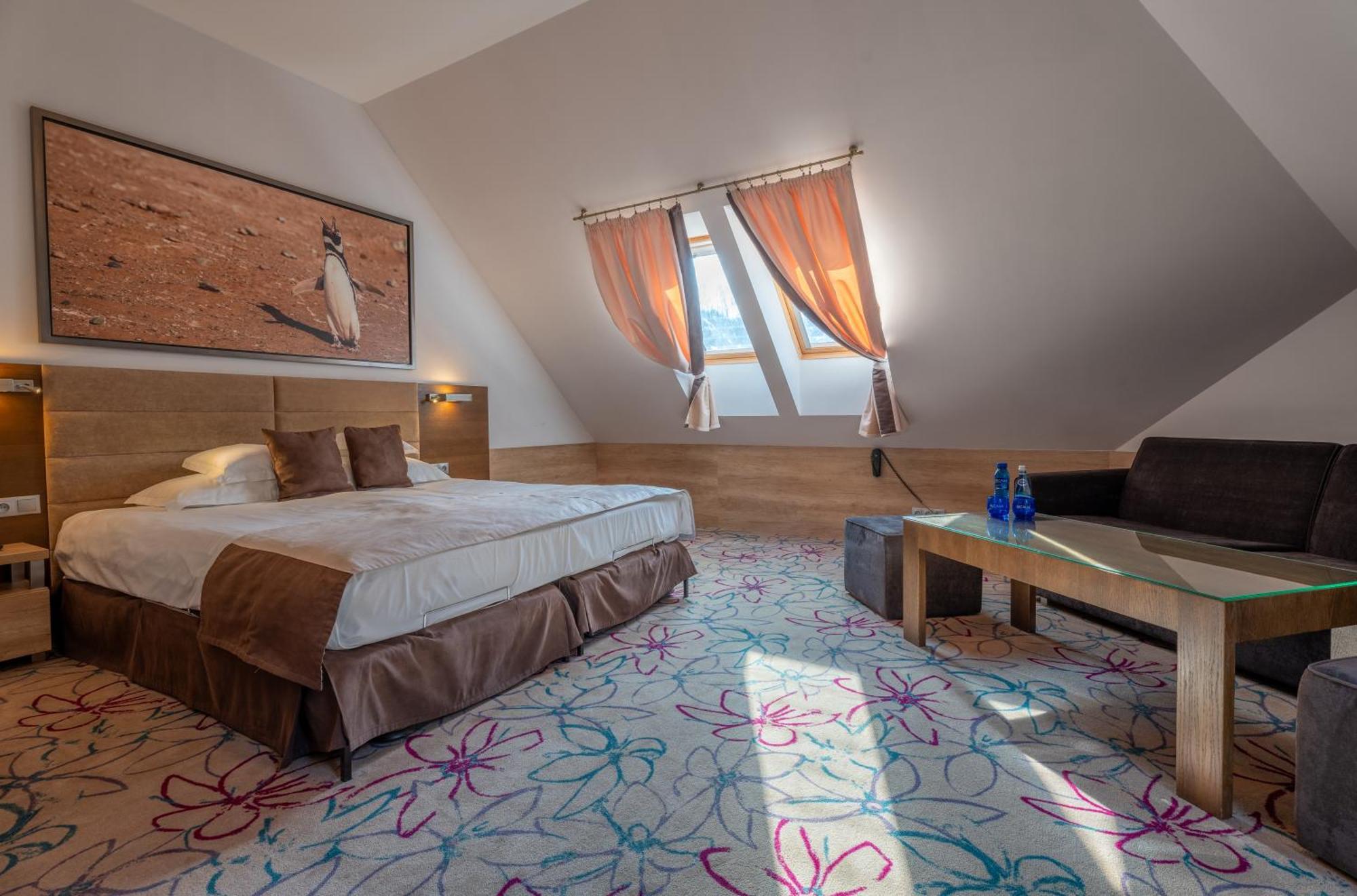 Hotel & Spa Czarny Gron Rzyki Buitenkant foto