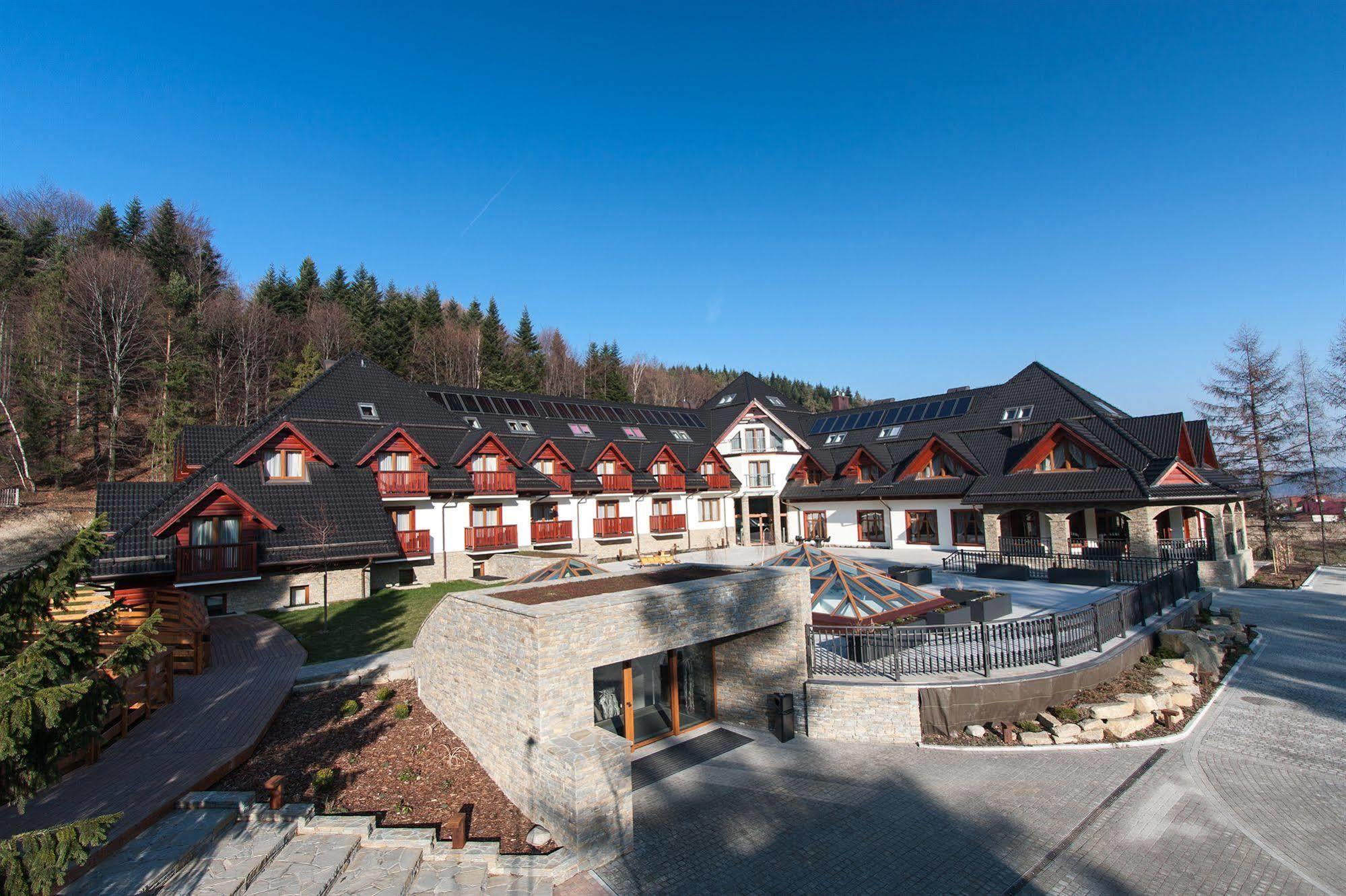 Hotel & Spa Czarny Gron Rzyki Buitenkant foto